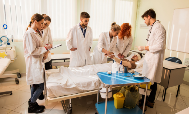 <strong>Six Tips for Establishing and Operating Simulated Patient Program</strong>